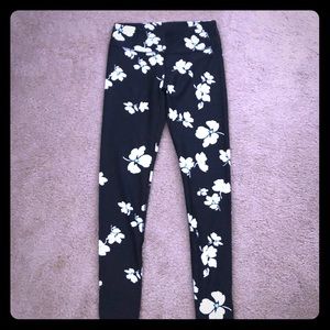 Fabletics yoga pants small